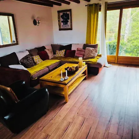 Beautiful 8 Minutes From Center Parcs بيت للعطل